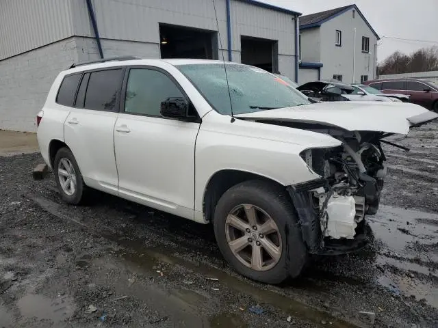 2010 TOYOTA HIGHLANDER   