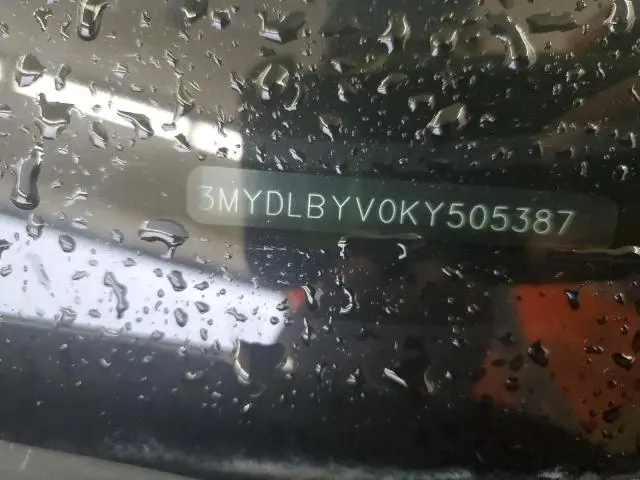 2019 TOYOTA YARIS L  