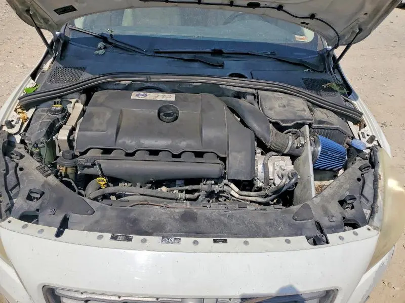 2011 VOLVO S60 T6  