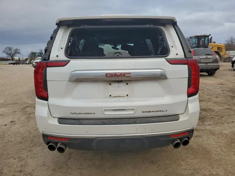 2021 GMC YUKON XL DENALI  