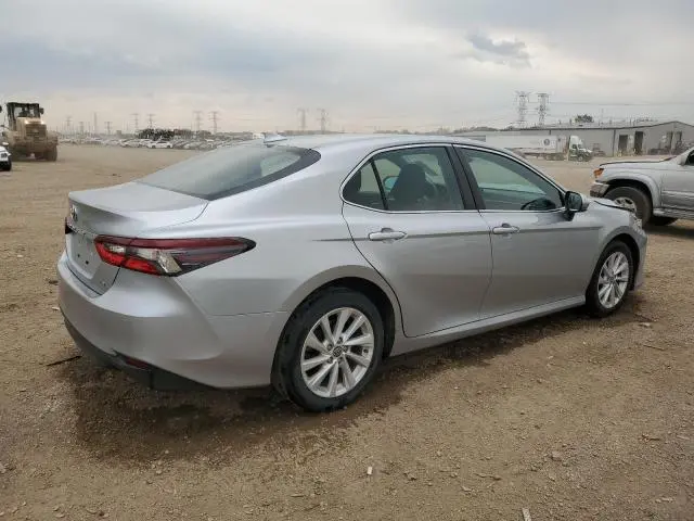 2022 TOYOTA CAMRY LE  