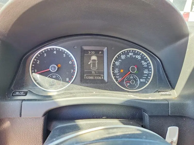 2014 VOLKSWAGEN TIGUAN S  