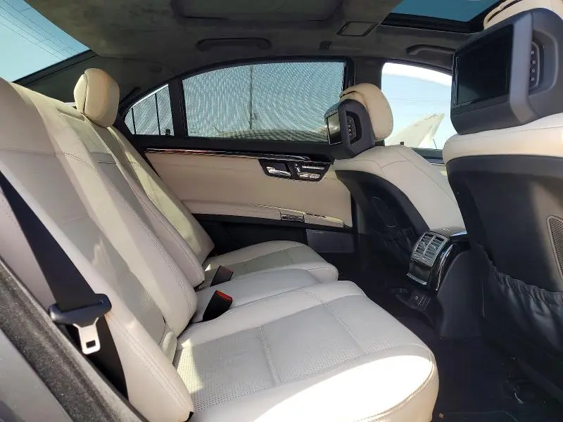 2011 MERCEDES-BENZ S 63 AMG  