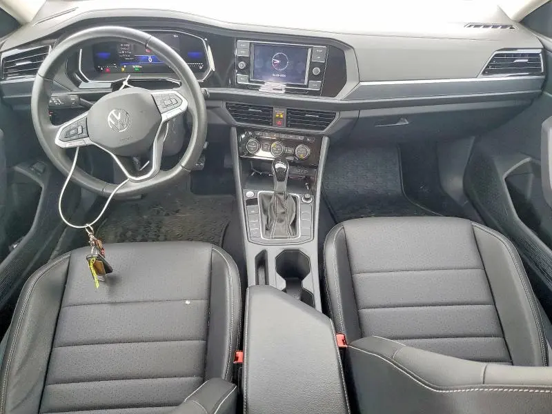 2024 VOLKSWAGEN JETTA SE  