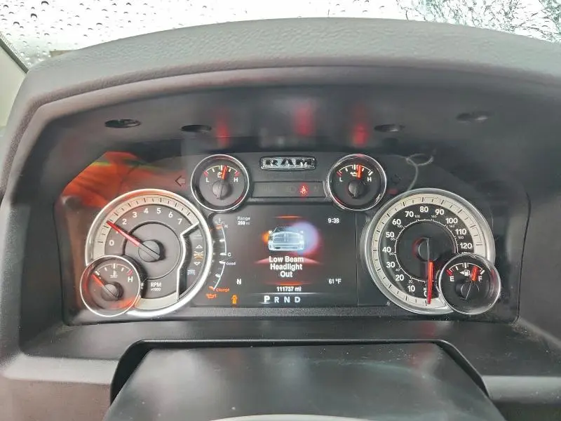 2019 RAM 1500 CLASSIC SLT  