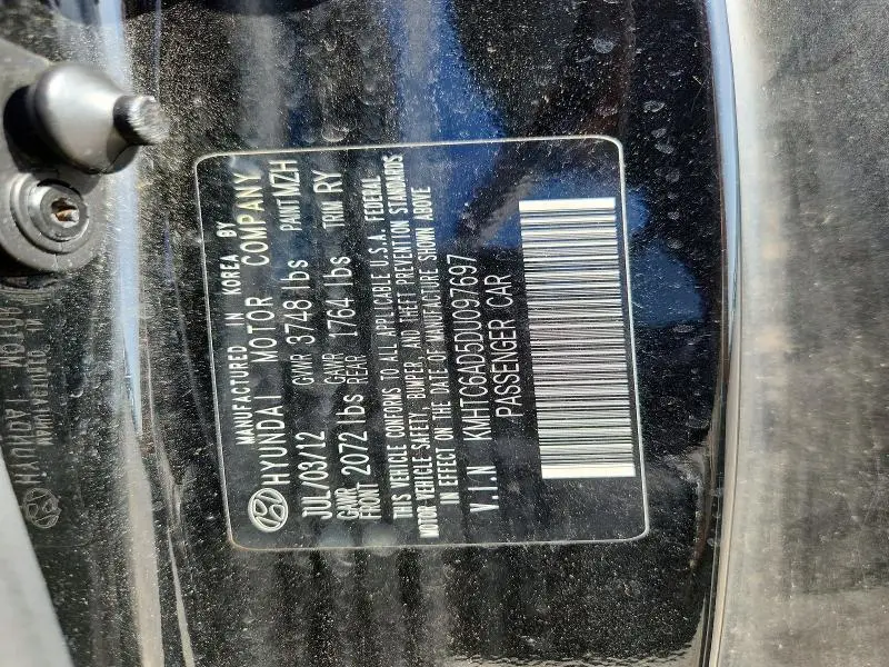 2013 HYUNDAI VELOSTER BASE  