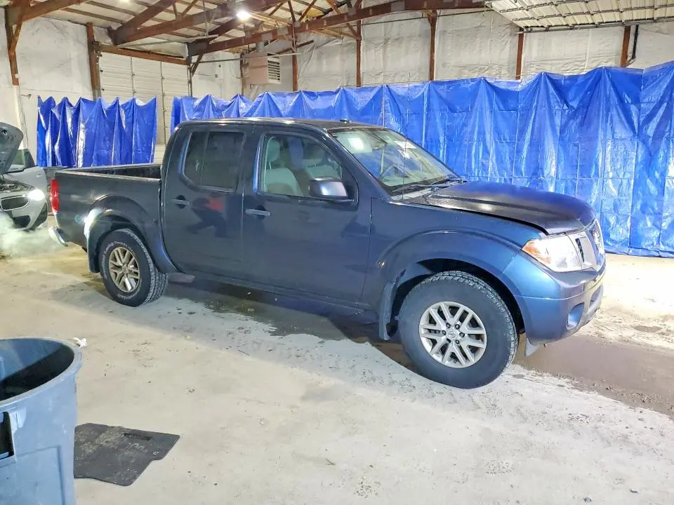 2015 NISSAN FRONTIER S  