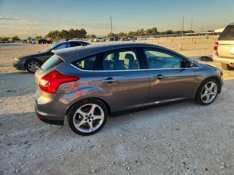 2014 FORD FOCUS TITANIUM  