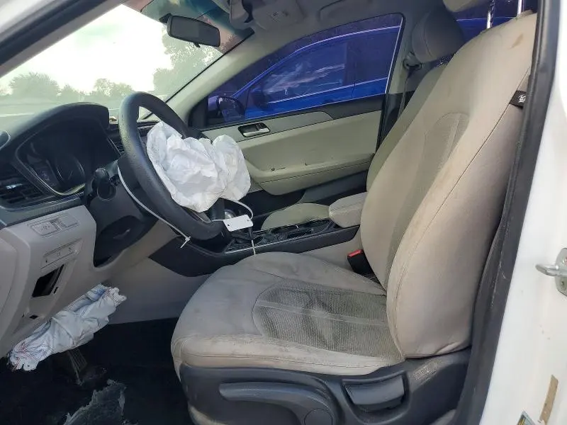 2018 HYUNDAI SONATA SE  