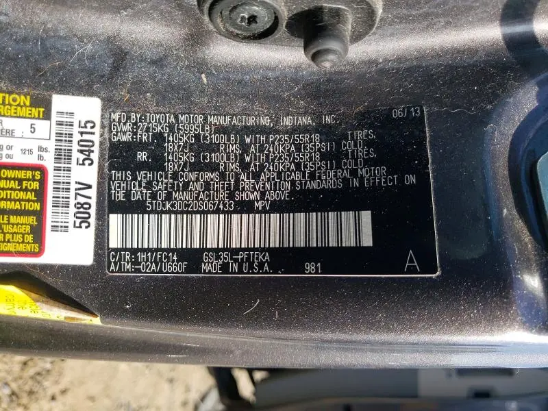 2013 TOYOTA SIENNA LE 7-PASSENGER  