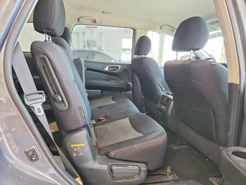 2019 NISSAN PATHFINDER S  