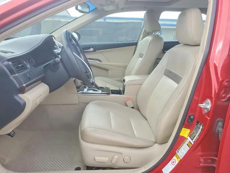 2012 TOYOTA CAMRY XLE  