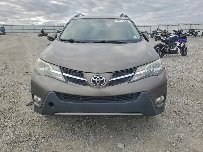 2014 TOYOTA RAV4 XLE  