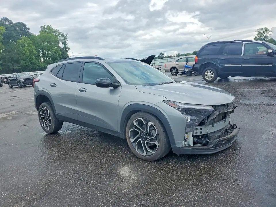 2024 CHEVROLET TRAX 2RS  