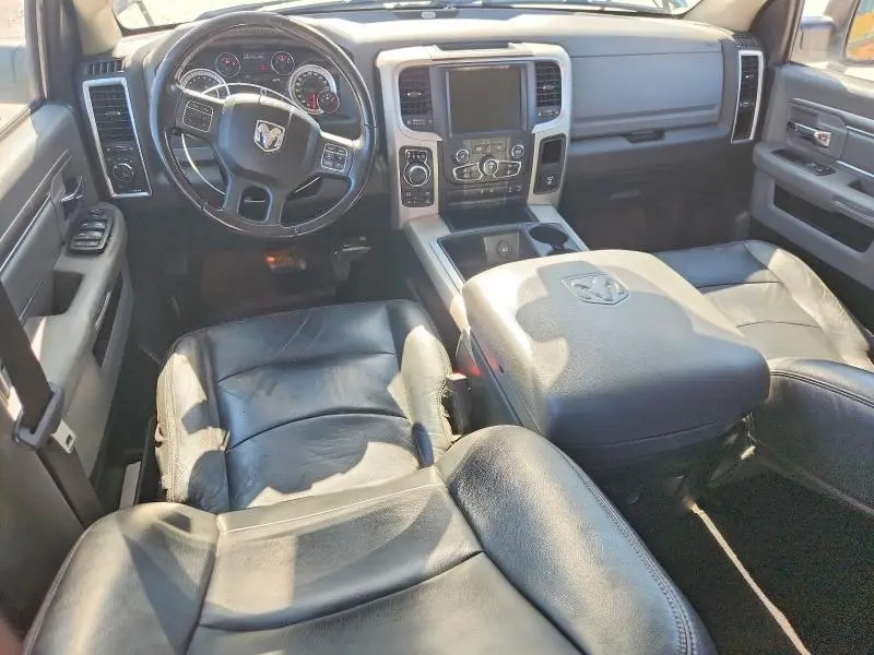 2014 RAM 1500 SLT  