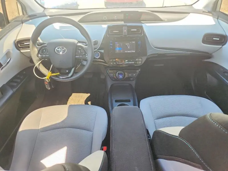 2019 TOYOTA PRIUS LE  