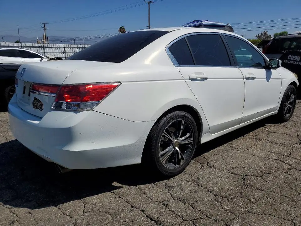 2012 HONDA ACCORD LX  
