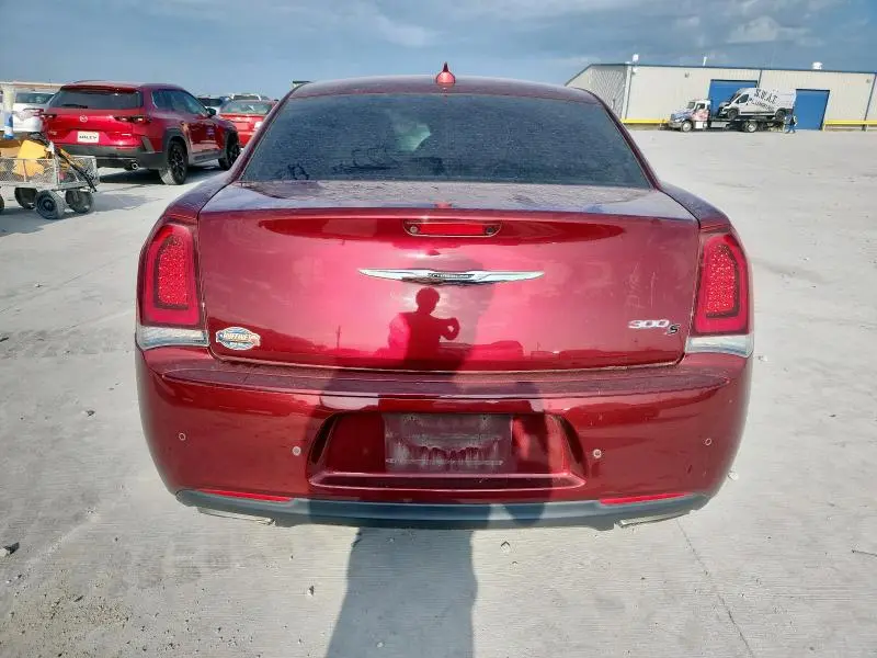 2018 CHRYSLER 300 S