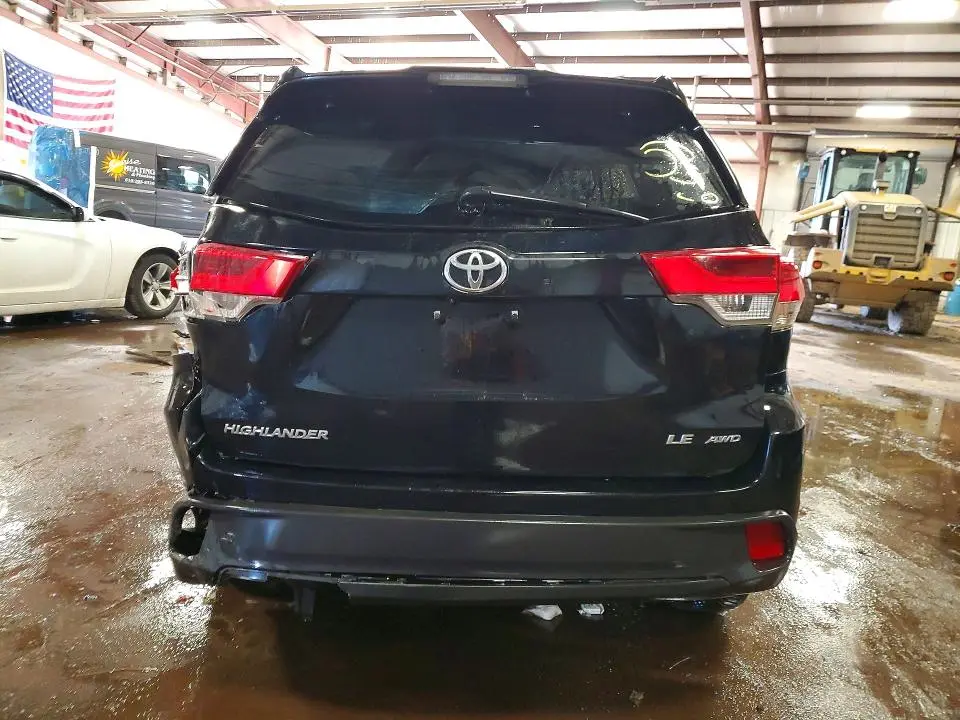 2018 TOYOTA HIGHLANDER LE PLUS  
