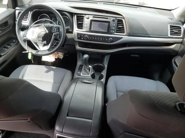 2014 TOYOTA HIGHLANDER LE  