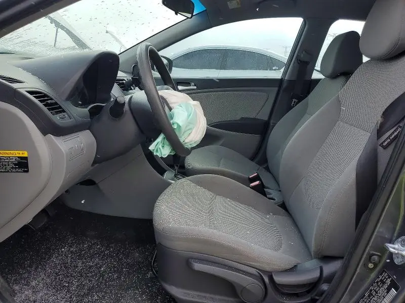 2012 HYUNDAI ACCENT GLS  