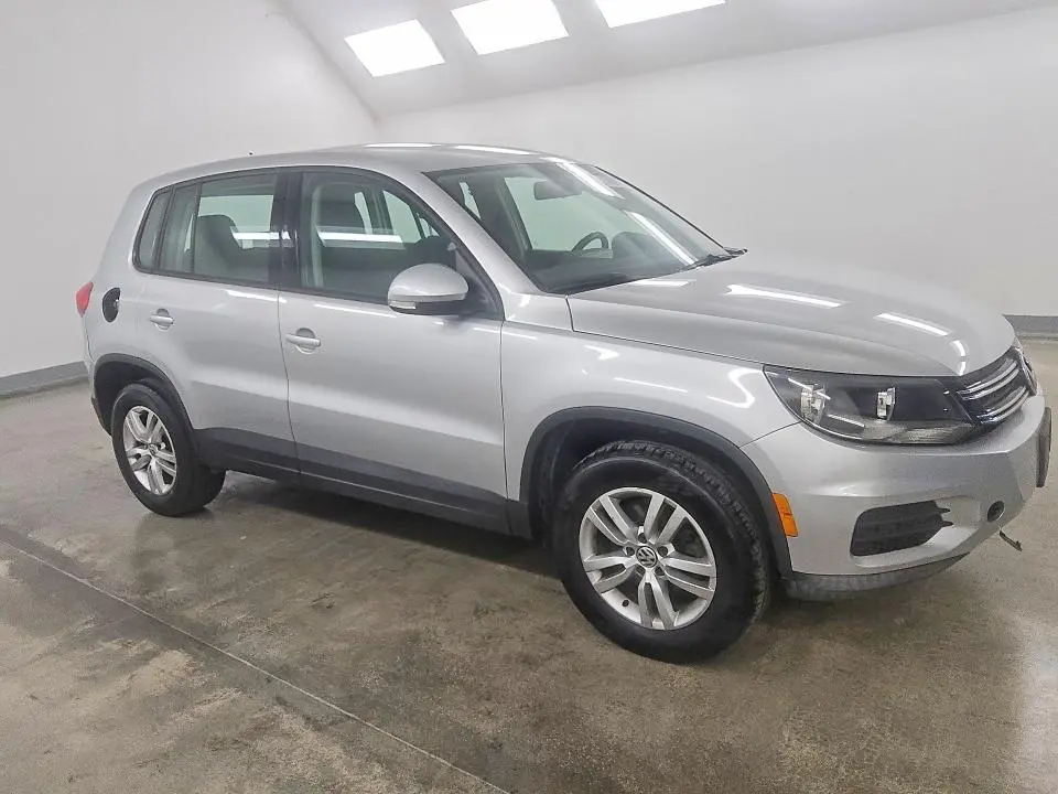 2014 VOLKSWAGEN TIGUAN S  