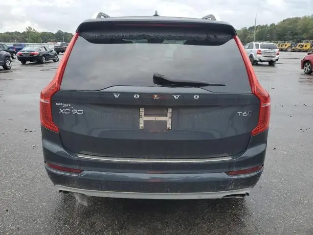 2017 VOLVO XC90 T6