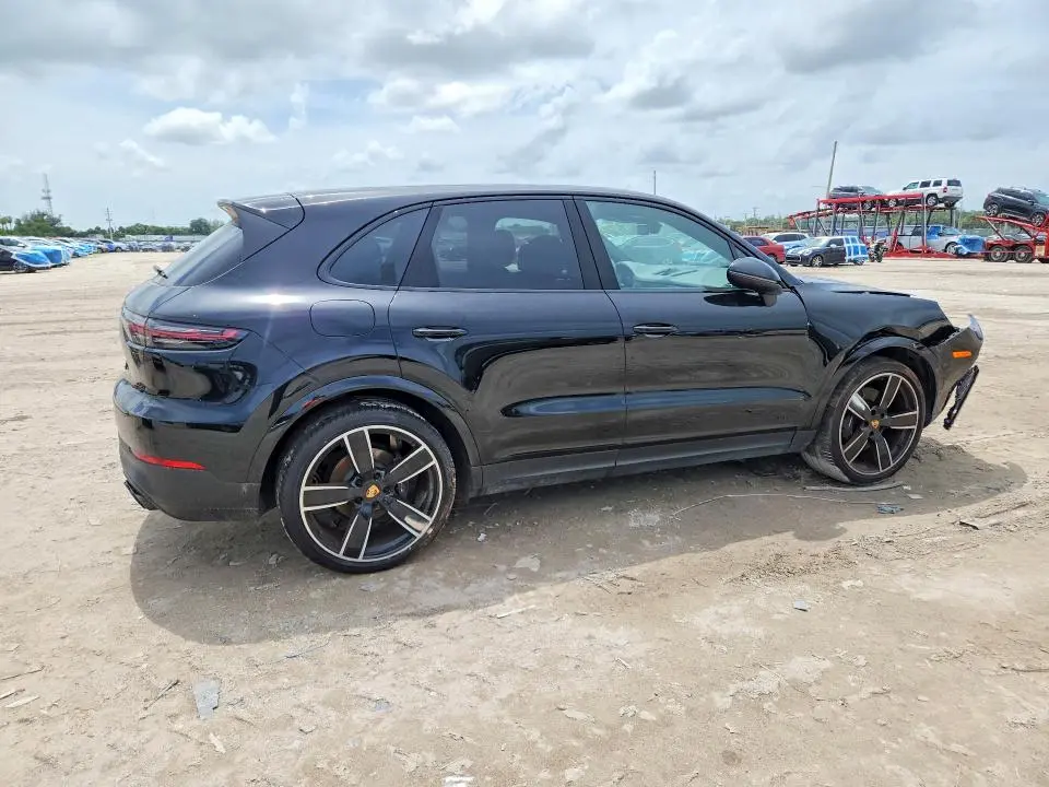 2023 PORSCHE CAYENNE BASE  