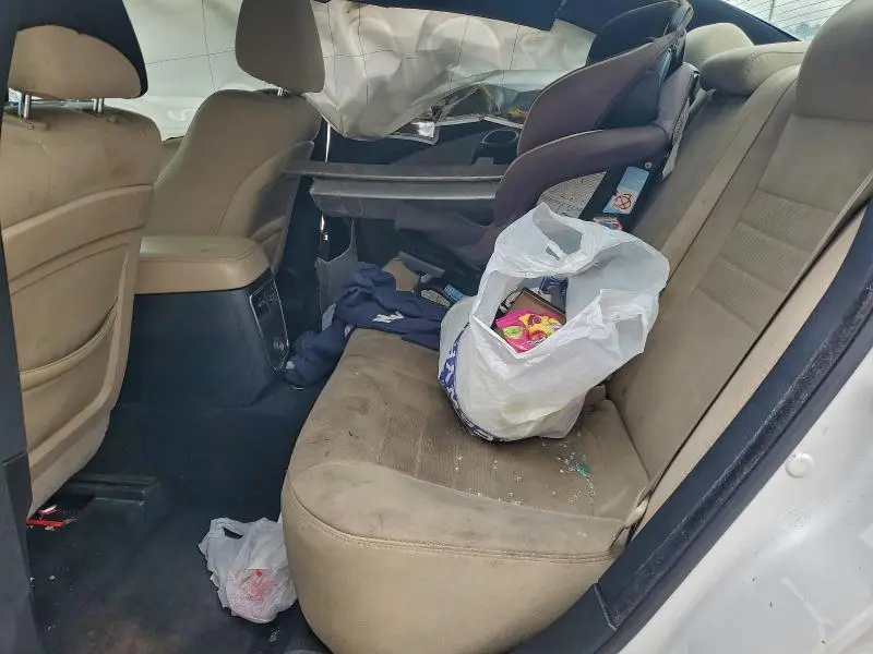 2013 DODGE CHARGER SXT  