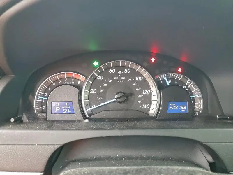 2012 TOYOTA CAMRY BASE  