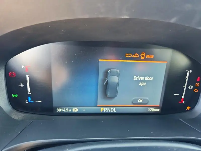2025 FORD ESCAPE ST LINE  