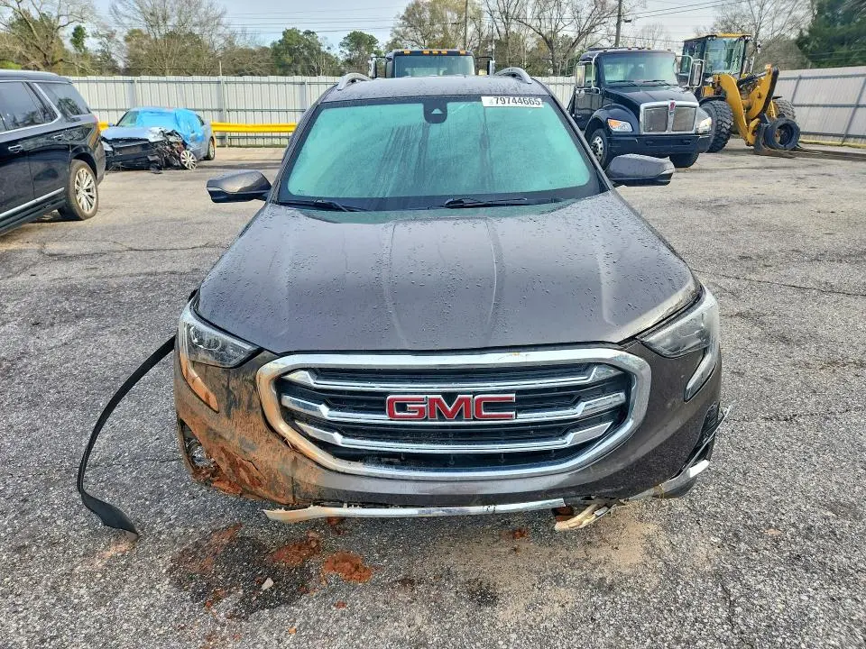 2020 GMC TERRAIN SLT  