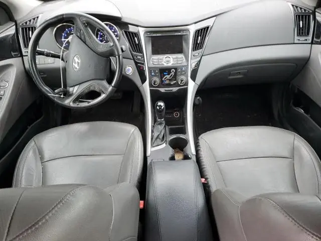 2011 HYUNDAI SONATA SE  