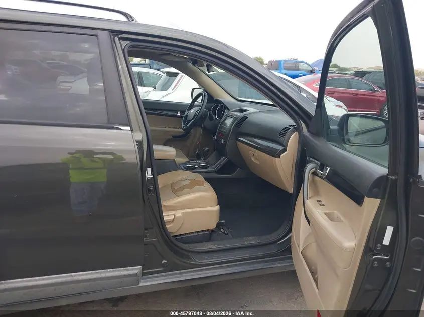 2011 KIA SORENTO EX V6