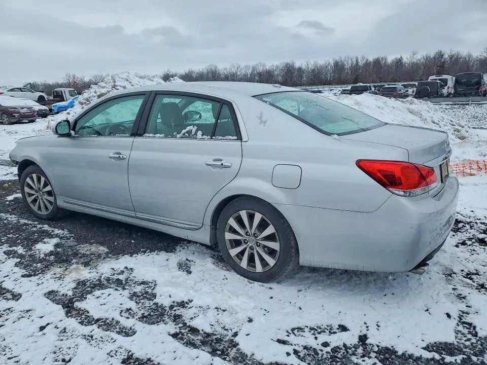 2011 TOYOTA AVALON LIMITED  