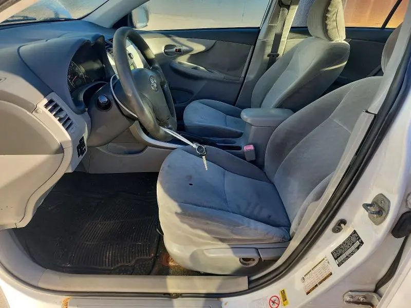 2010 TOYOTA COROLLA BASE  