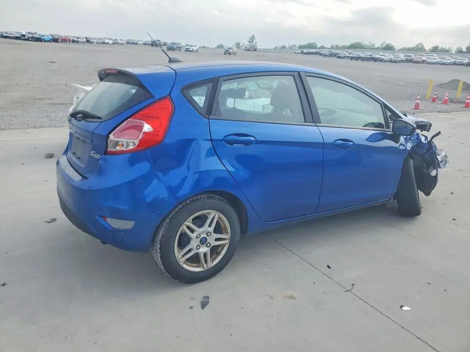 2019 FORD FIESTA SE  