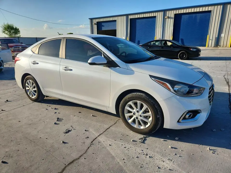 2022 HYUNDAI ACCENT SEL  