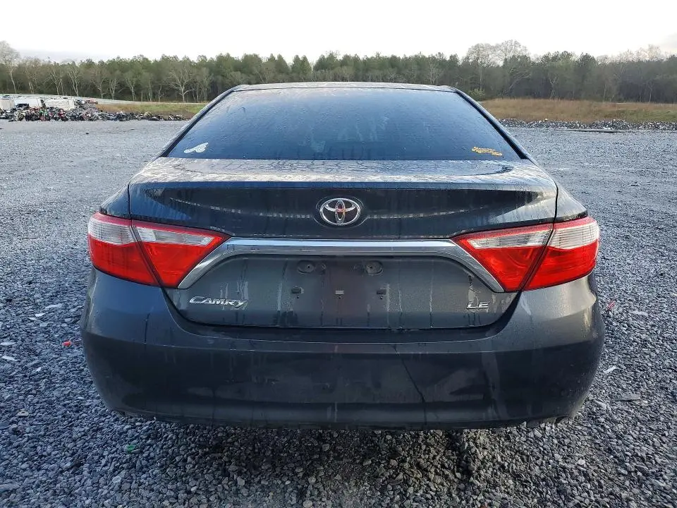 2015 TOYOTA CAMRY LE  