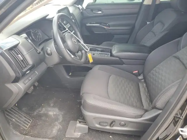 2022 NISSAN PATHFINDER SV  