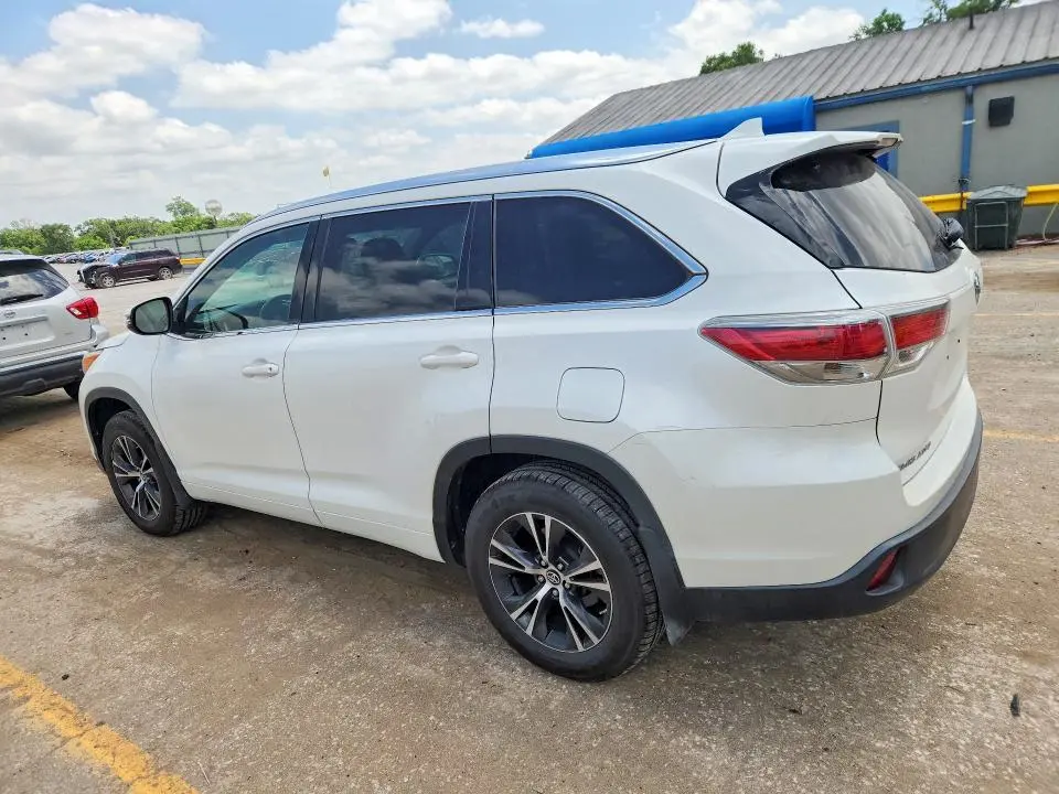 2016 TOYOTA HIGHLANDER XLE  
