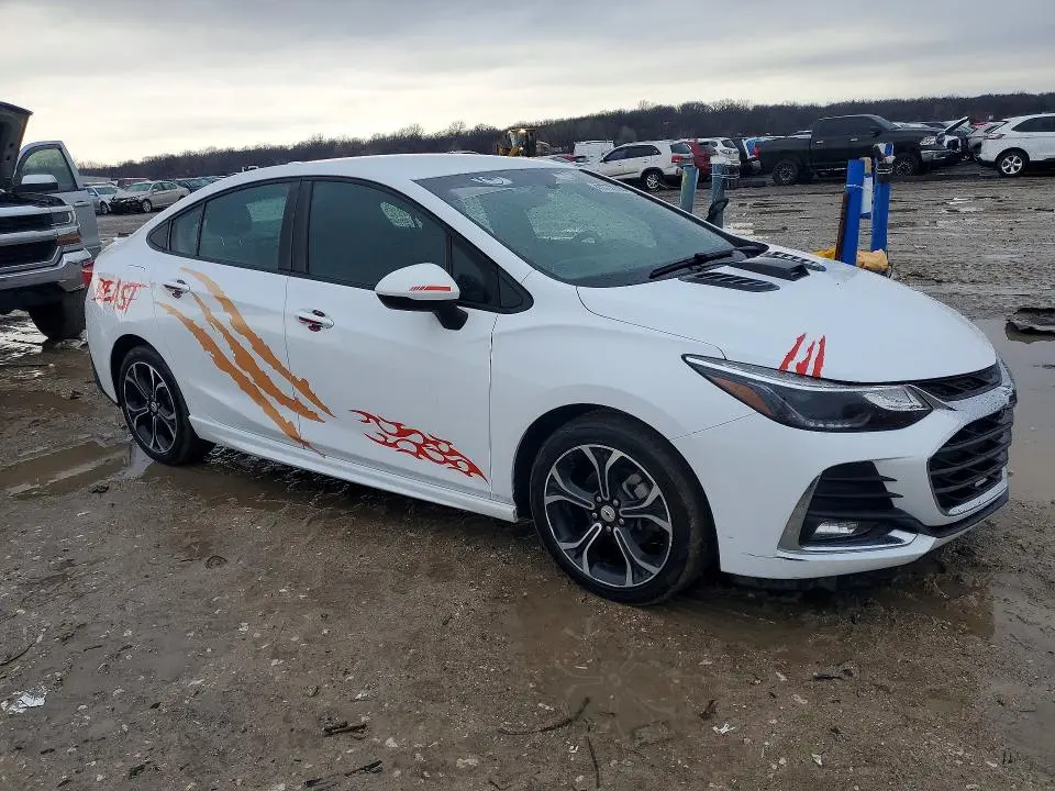 2019 CHEVROLET CRUZE LT  