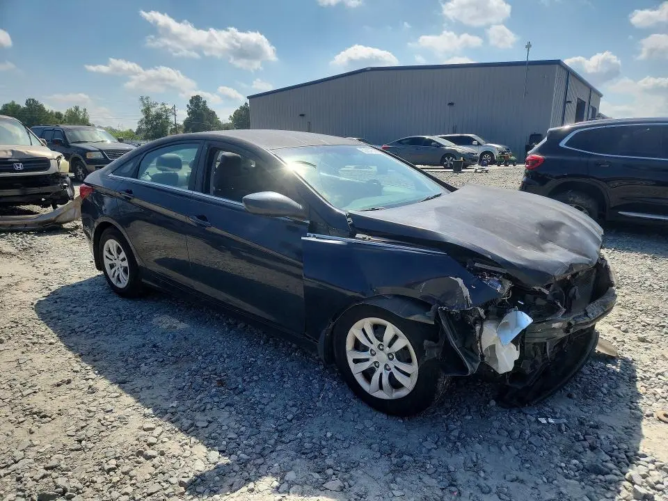 2011 HYUNDAI SONATA GLS  