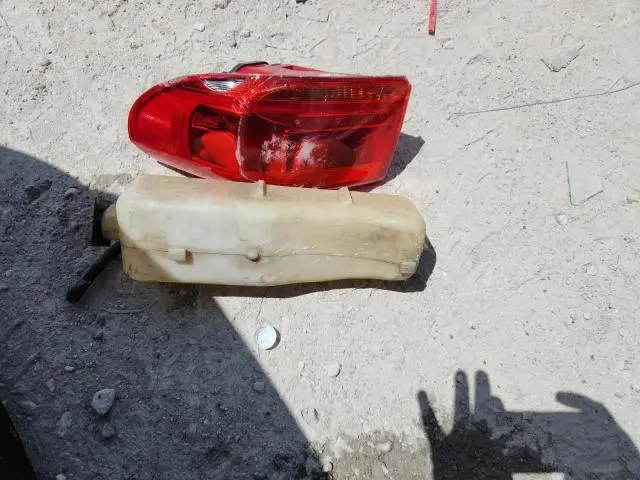 2012 VOLKSWAGEN TIGUAN S