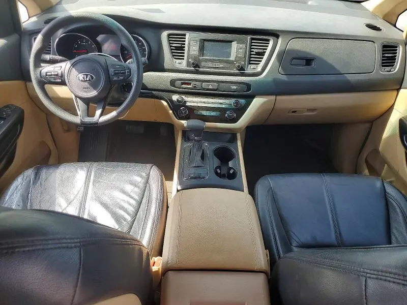 2018 KIA SEDONA LX  