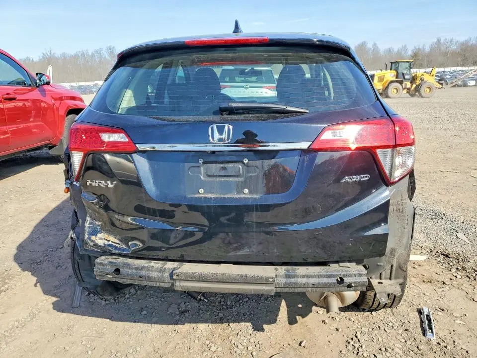 2022 HONDA HR-V LX  
