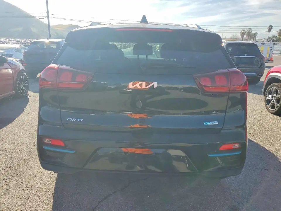 2022 KIA NIRO EX  