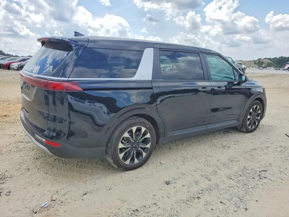2024 KIA CARNIVAL EX  