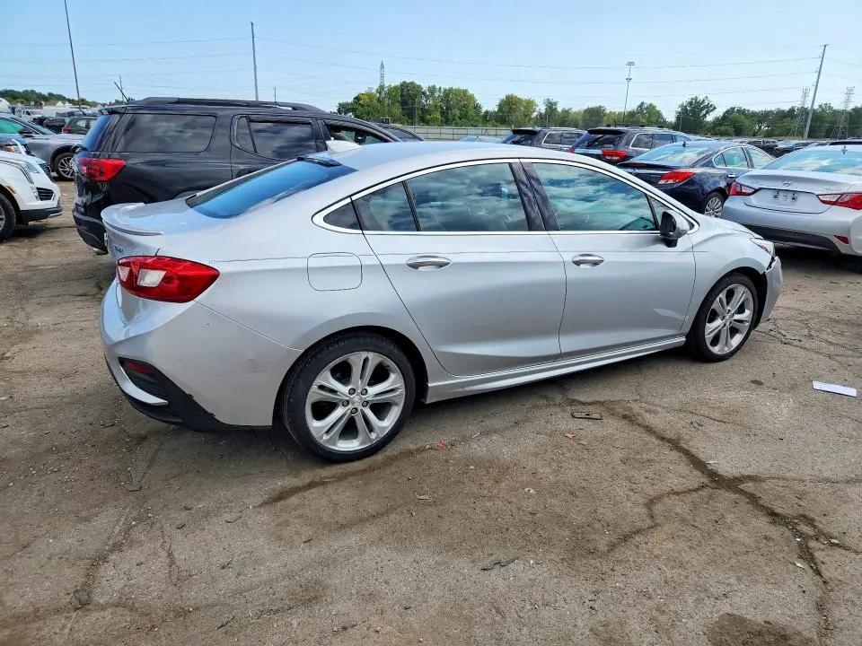 2016 CHEVROLET CRUZE PREMIER  