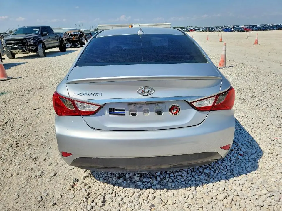 2014 HYUNDAI SONATA GLS  